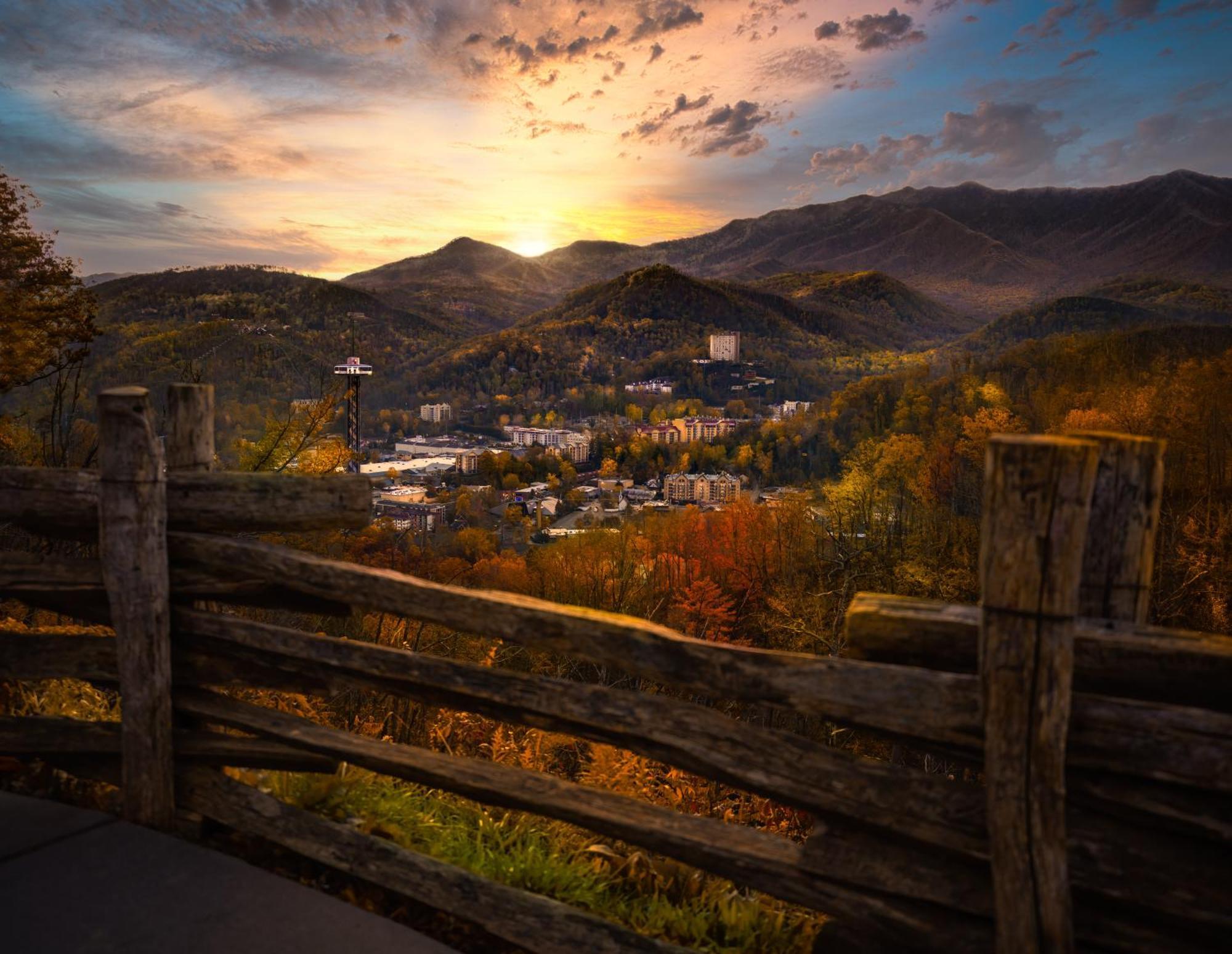 Chasing Fireflies Treehouse, 1089 Of Free Attraction Tickets For Each Paid Day, Dollywood And More! Sevierville Luaran gambar